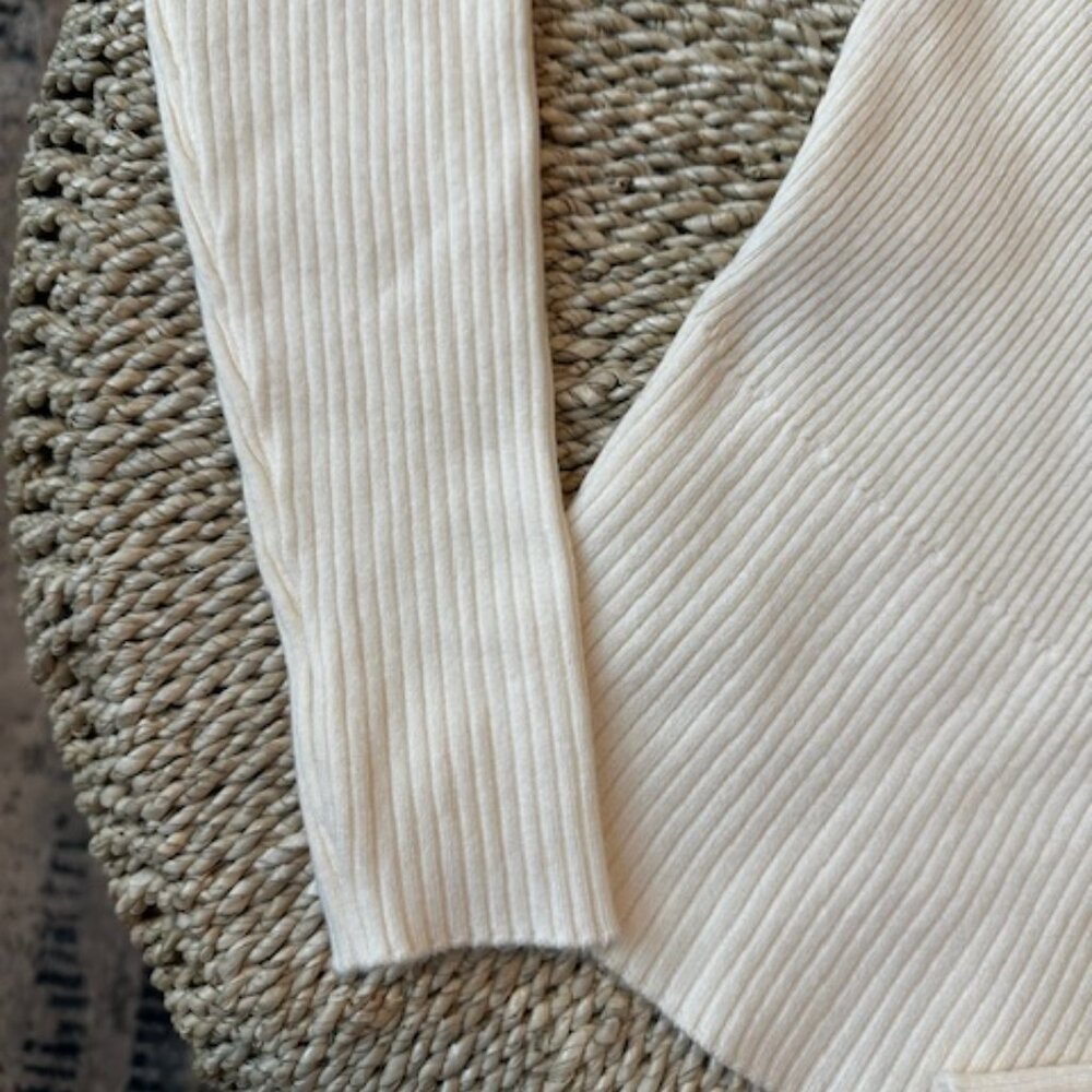 Princess Polly Cream Morley Off Shoulder Sweater, M/L - Picture 8 of 9